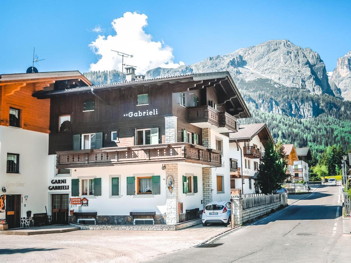 Garni Gabrieli Bed & Breakfast กอร์วารา อิน บาเดีย ภายนอก รูปภาพ