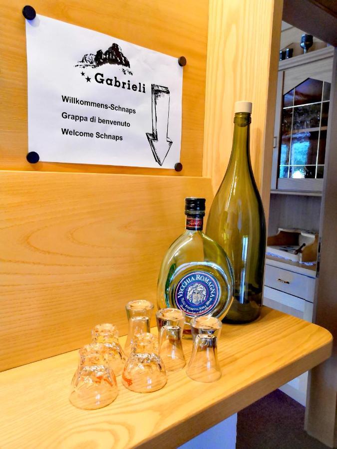 Garni Gabrieli Bed & Breakfast กอร์วารา อิน บาเดีย ภายนอก รูปภาพ