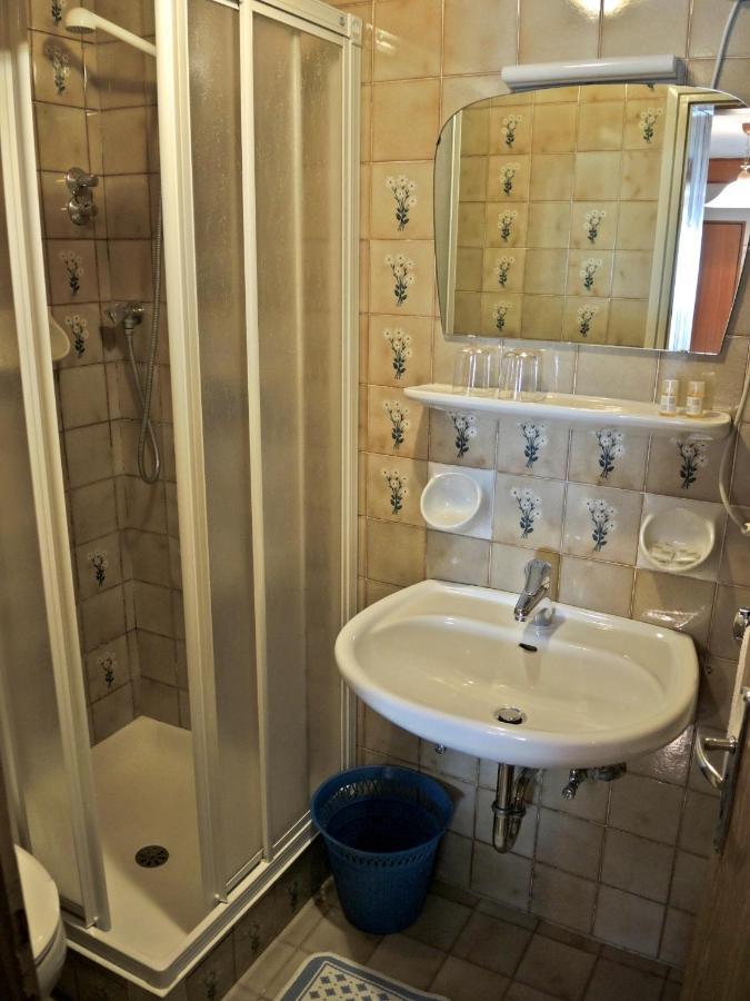 Garni Gabrieli Bed & Breakfast กอร์วารา อิน บาเดีย ห้อง รูปภาพ