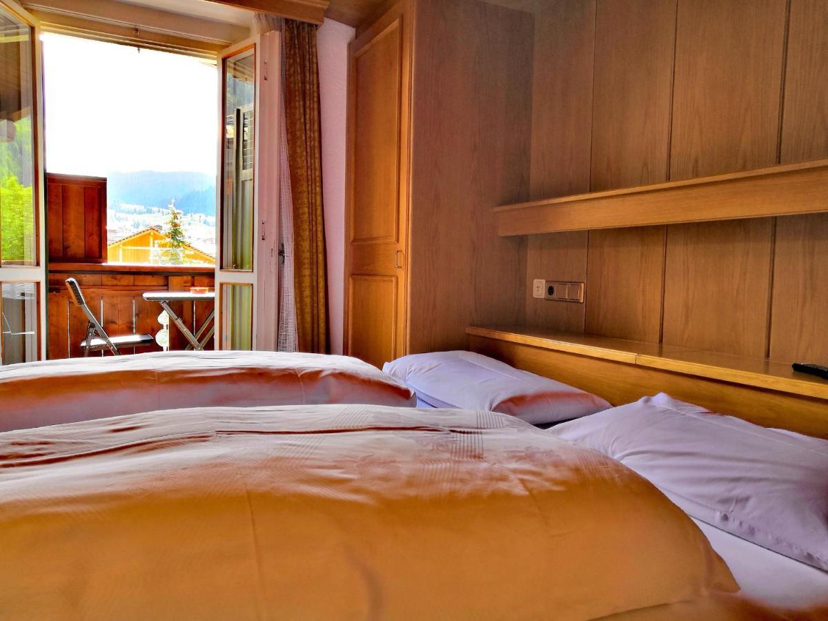 Garni Gabrieli Bed & Breakfast กอร์วารา อิน บาเดีย ภายนอก รูปภาพ